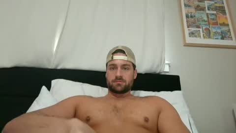 mrthickly818 online show from 26, 3, 2026