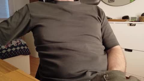 Tony online show from 25, 2, 2026