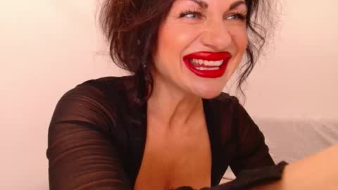 Hi Im Anna PVT open 6 tk  extratokens  online show from 16, 5, 2026
