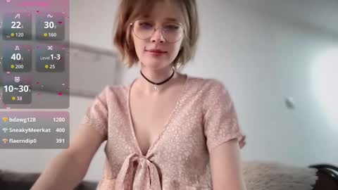 ms_christiana online show from 12, 10, 2025