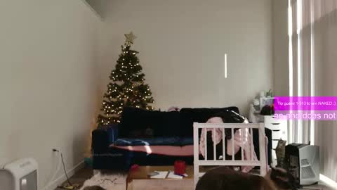 R o r i  SnapChat heyroriv2 wednesday - sunday Noon oclock mountain - 5pm mountain online show from 4, 3, 2026