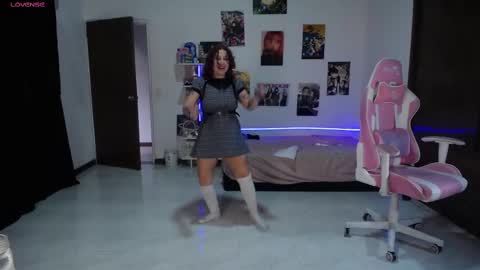 Snapshot of ms_ratuelita chatting on 19, 2, 2025 Manuela3 online show from 19, 2, 2025