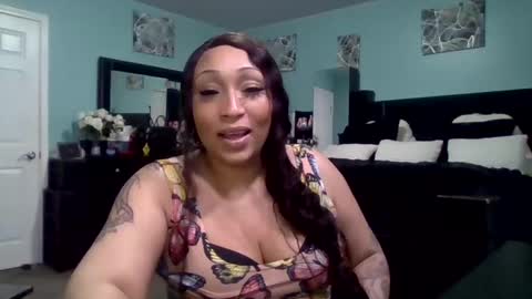 Queen Baddie online show from 7, 2, 2025