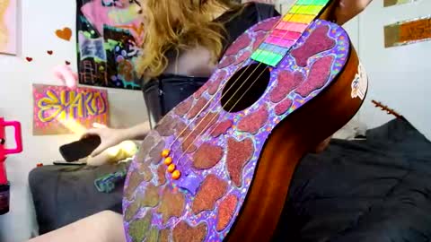 Cunty Luxxe online show from 25, 3, 2026