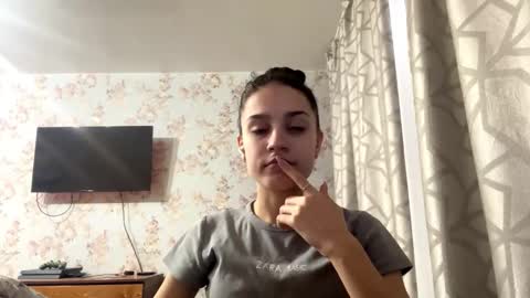 Tia online show from 5, 2, 2026