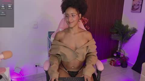 HEY GUYS IF YOU LIKE SEXY SHOW YOU ARE IN THE CORRECT PLACE CU WENESDAY PVT OPEN   TRANSMISSION TIME 5 PM - 10 PM COLOMBIA online show from 3, 7, 2026