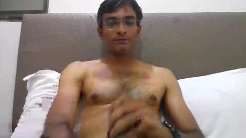 Snapshot of mumbaimonster8inch chatting on 19, 3, 2026 rajesh engineer online show from 19, 3, 2026