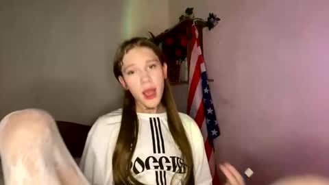 Snapshot of mun_poli chatting on 20, 9, 2025 Polik online show from 20, 9, 2025