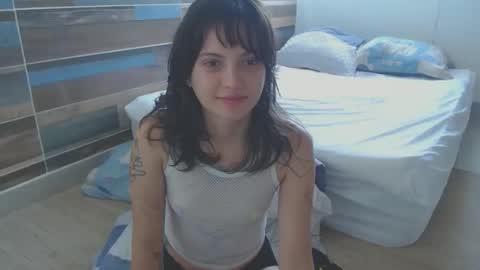   online show from 22, 9, 2025