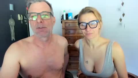 LOVELY JULIA  Peter DAY online show from 5, 3, 2025