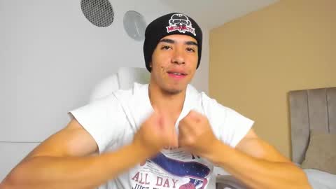 muscle scott online show from 9, 9, 2025