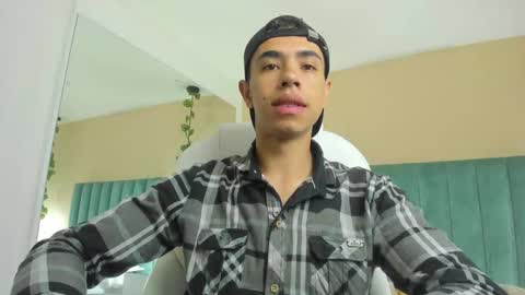 muscle scott online show from 12, 9, 2025