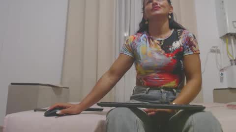 MusclesQueen online show from 14, 5, 2026