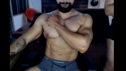 Snapshot of muscleweed420 chatting on 11, 1, 2025 Ragnar   online show from 11, 1, 2025