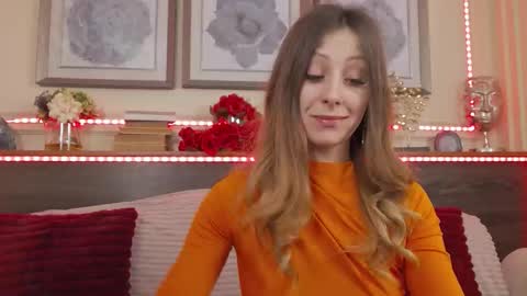 Luna  online show from 18, 2, 2026