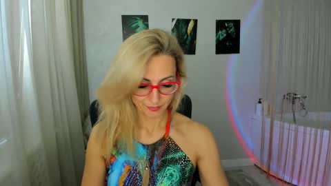 Snapshot of museofstage chatting on 11, 3, 2026 Diana online show from 11, 3, 2026