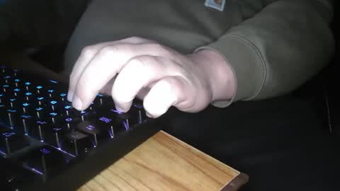 Snapshot of mushroomtip0202 chatting on 27, 11, 2025 mushroomtip0202 online show from 27, 11, 2025