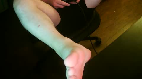 Snapshot of mustenjoyhead79 chatting on 12, 9, 2025 mustenjoyhead79 online show from 12, 9, 2025