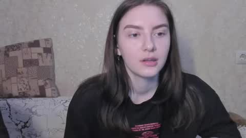 Snapshot of muuur_love chatting on 15, 3, 2026 cute couple online show from 15, 3, 2026