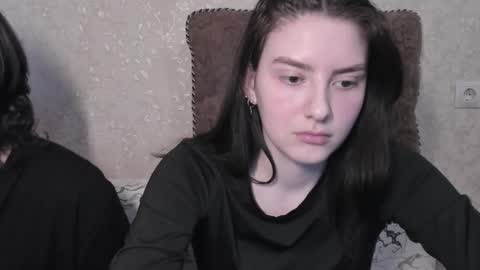 Snapshot of muuur_love chatting on 19, 3, 2026 cute couple online show from 19, 3, 2026