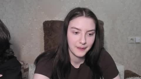 Snapshot of muuur_love chatting on 23, 3, 2026 cute couple online show from 23, 3, 2026