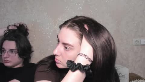 Snapshot of muuur_love chatting on 26, 3, 2026 cute couple online show from 26, 3, 2026