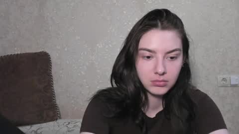 Snapshot of muuur_love chatting on 29, 3, 2026 cute couple online show from 29, 3, 2026