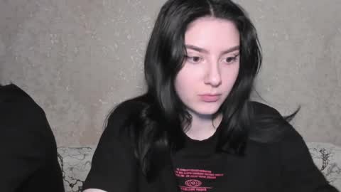 Snapshot of muuur_love chatting on 8, 4, 2026 cute couple online show from 8, 4, 2026