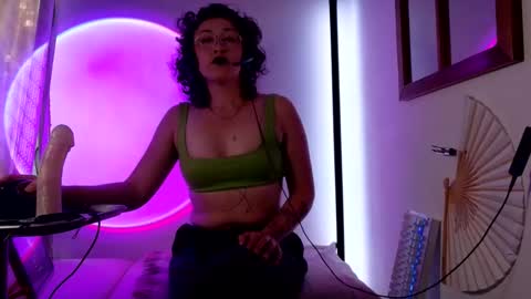 Mx. Anouk Divine online show from 2, 3, 2026