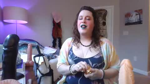 Mx Charlotte online show from 18, 12, 2024