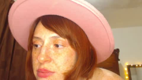     sara      i know you love me xoxox     online show from 6, 12, 2024