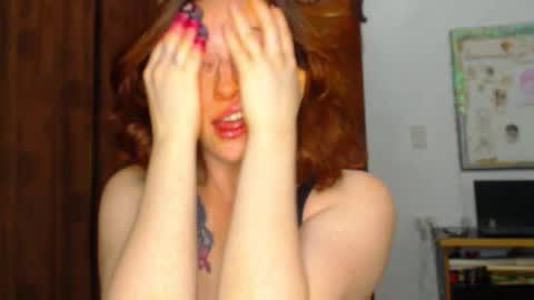     sara      i know you love me xoxox     online show from 25, 3, 2026