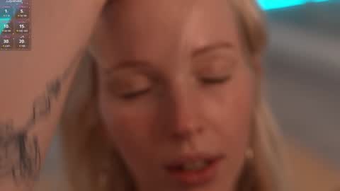 STELLA  Im here today online show from 23, 12, 2024