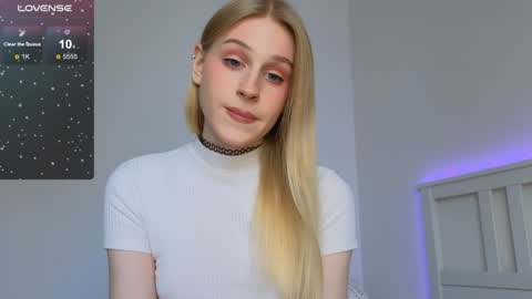 Snapshot of my_tenderness chatting on 3, 2, 2025 Dana online show from 3, 2, 2025