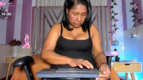 mya_blaze online show from 10, 9, 2025