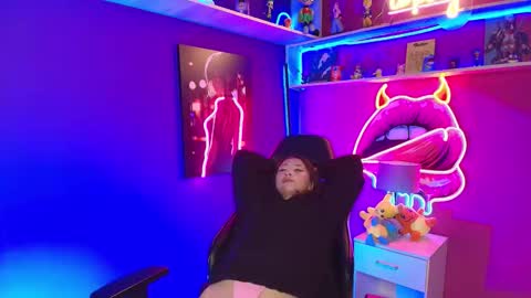 Milly Cute online show from 21, 3, 2026