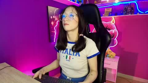 Milly Cute online show from 9, 4, 2026