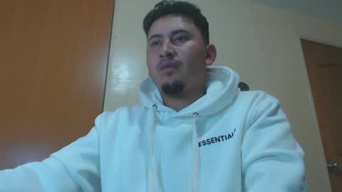 Snapshot of myke_andrade chatting on 12, 1, 2025 myke_andrade online show from 12, 1, 2025