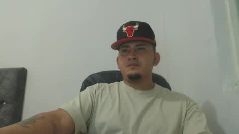 Snapshot of myke_andrade chatting on 12, 3, 2025 myke_andrade online show from 12, 3, 2025