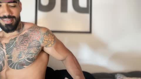 Myke esthetic online show from 4, 12, 2024