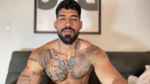 Myke esthetic online show from 9, 12, 2024