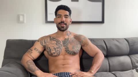 Myke esthetic online show from 4, 1, 2025