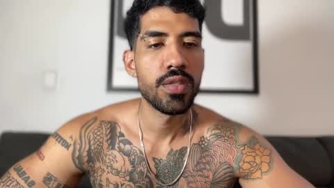 Myke esthetic online show from 4, 1, 2025