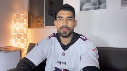 Myke esthetic online show from 15, 2, 2026