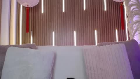 Myla  online show from 5, 2, 2026