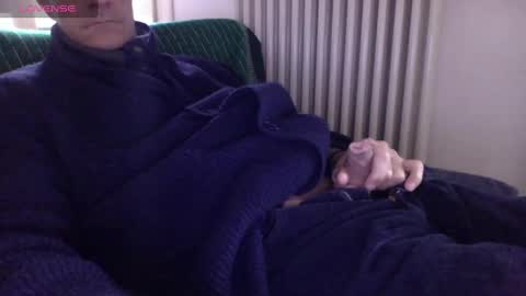 Bi sexy guy lovense hush is on private is open or password show tip if you like. online show from 23, 1, 2025