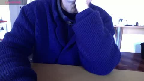 Bi sexy guy lovense hush is on private is open or password show tip if you like. online show from 29, 1, 2025