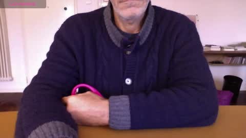 Bi sexy guy lovense hush is on private is open or password show tip if you like. online show from 5, 12, 2025