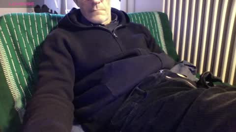 Bi sexy guy lovense hush is on private is open or password show tip if you like. online show from 14, 2, 2026