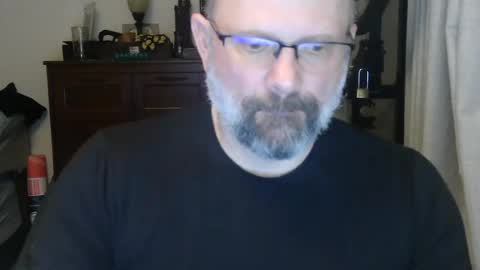 Just hanging out - No pressure online show from 2, 7, 2026